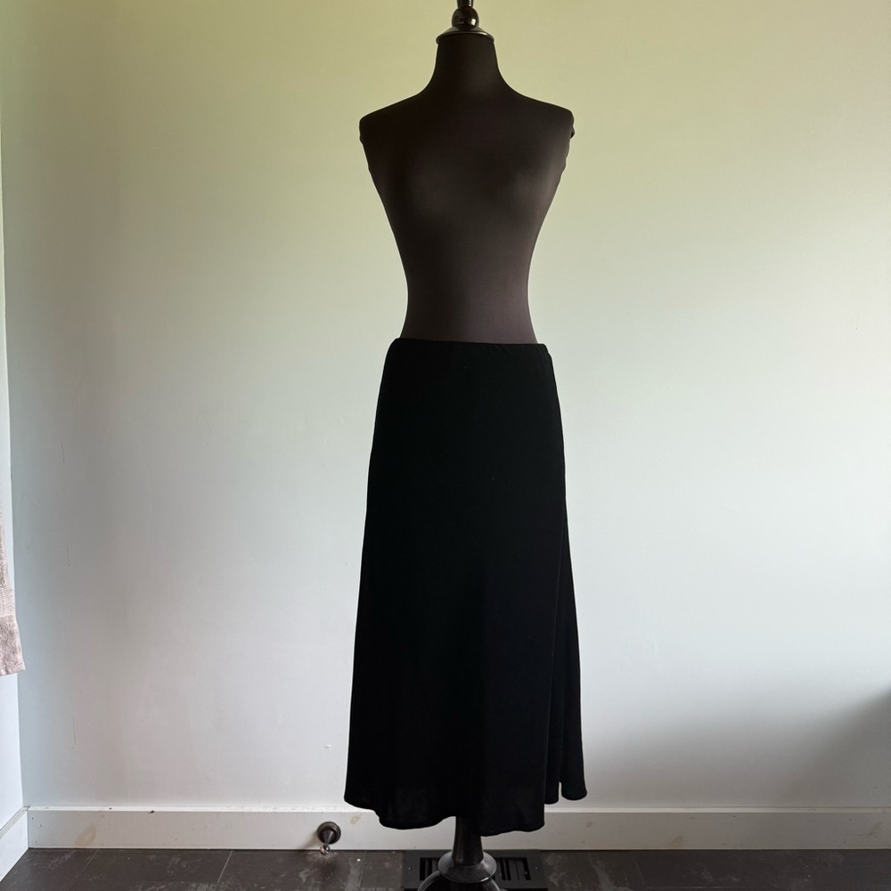 BLUNAUTA black skirt. NWOT